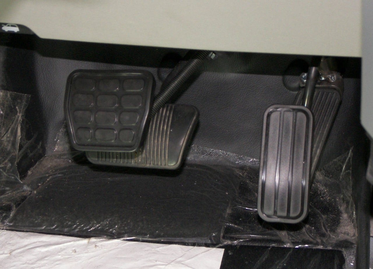 Pedal Extenders, Foot Controls, and Pedal Guards for Cars and Wheelchair Vans Pedal Extensions