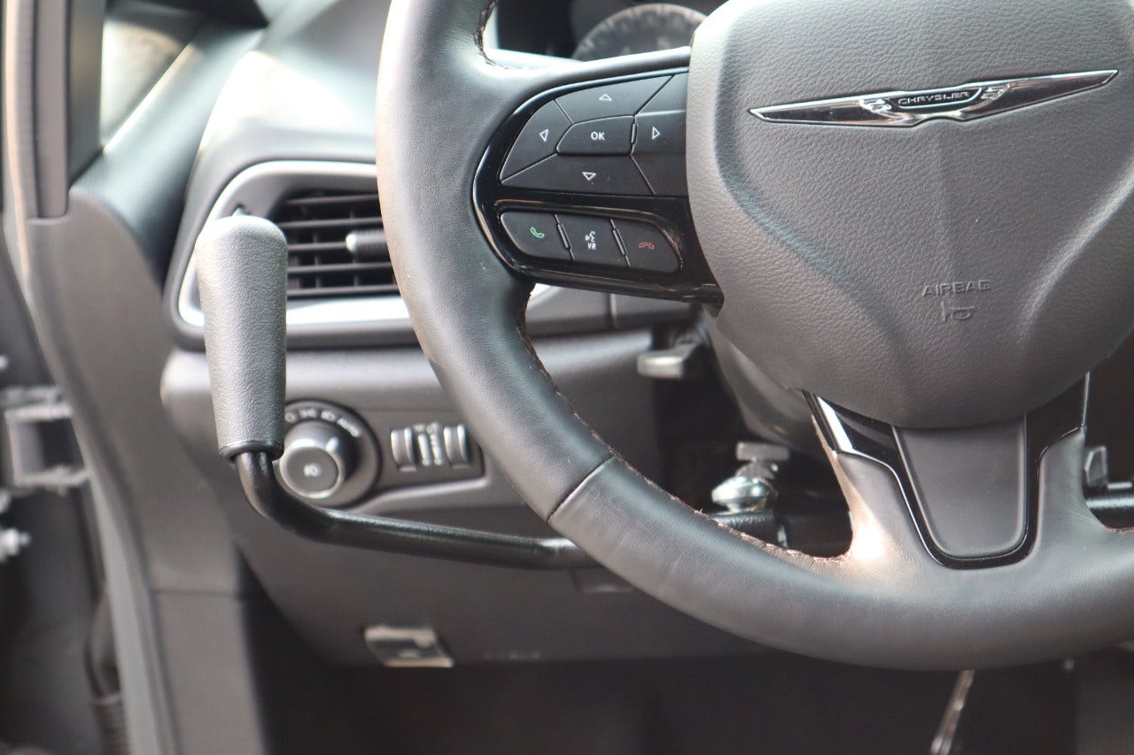 push/rock left hand hand control driving aid