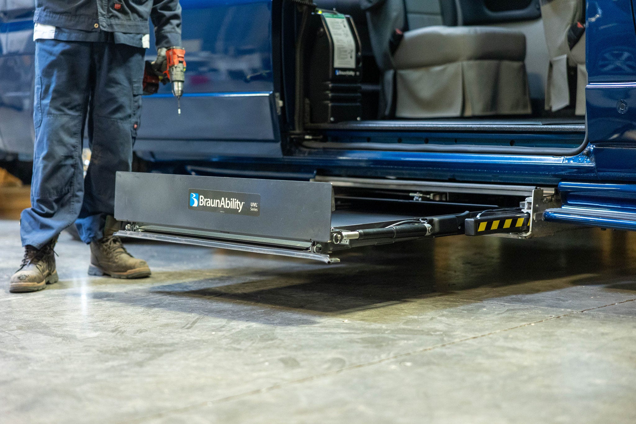 United Access service inspection transport ramp extending 