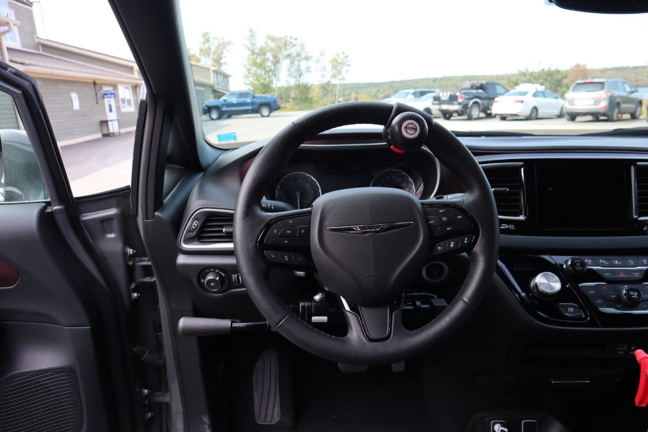 steering aids and systems driving aid