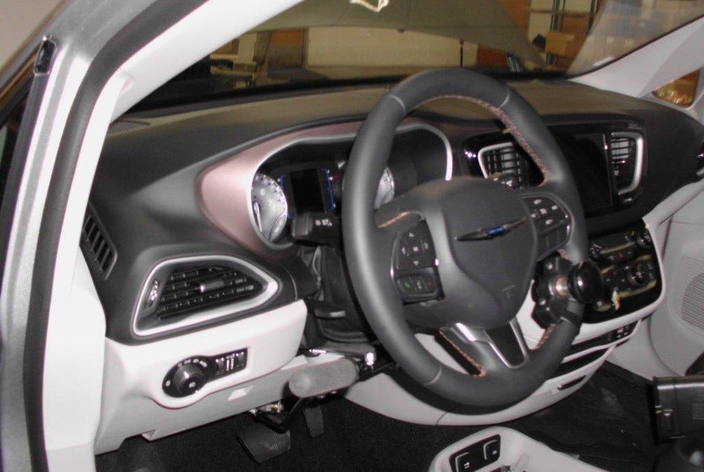 MPS Hand Controls Driving installed right angle side view