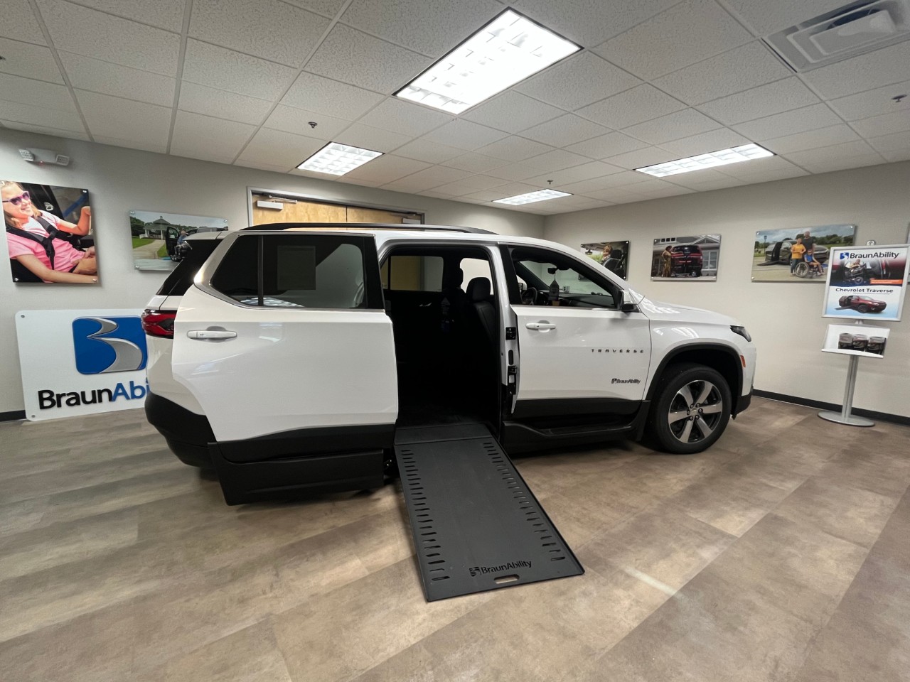 United Access Goodyear Wheelchair Accessible SUV