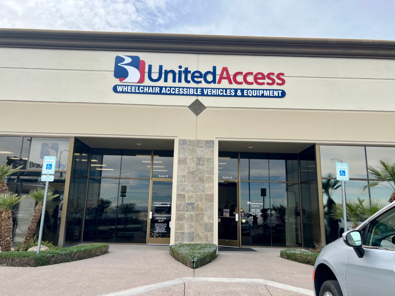 United Access Vegas Exterior