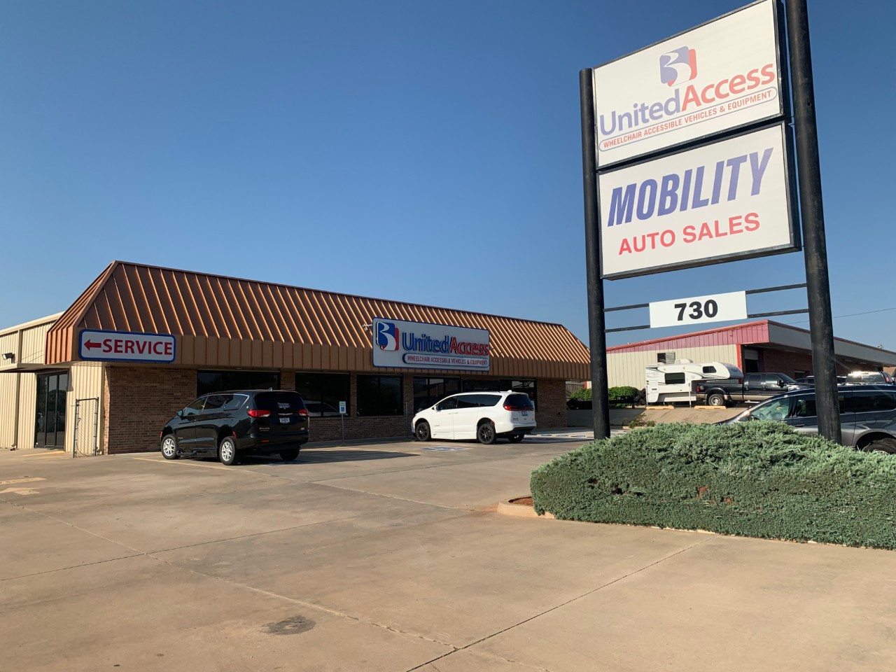 United Access sign in front of OKC store front
