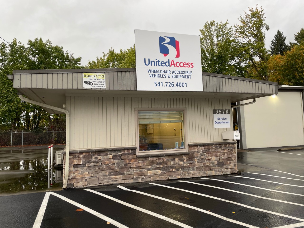 Exterior Springfield Oregon United Access