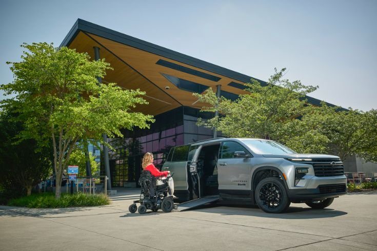 Chevrolet Traverse Wheelchair SUV Lifestyle dealership