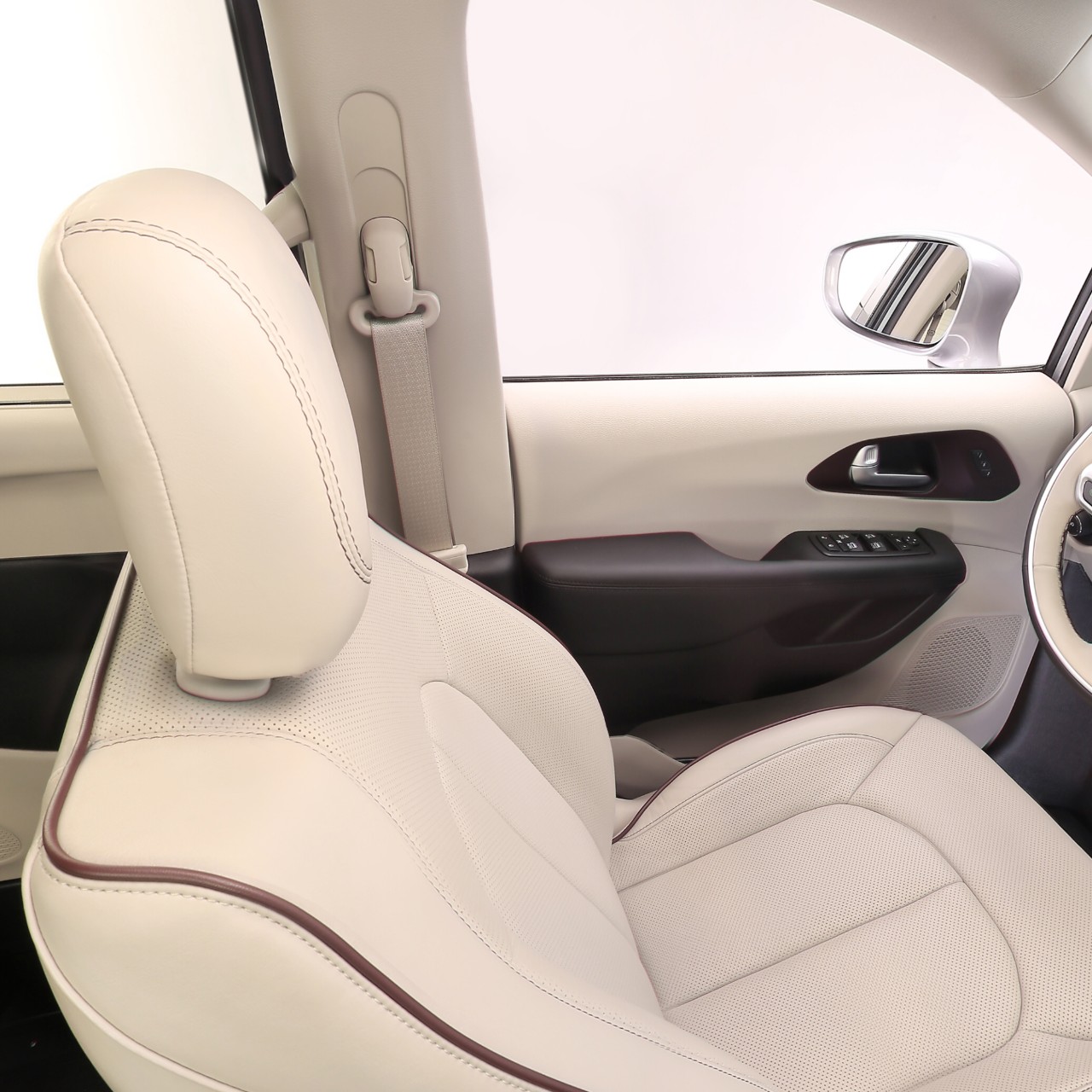 VMI Pacifica NorthStar Wheelchair Van front seat